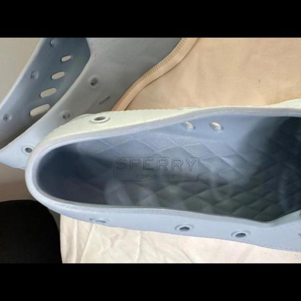 Sperry Float Shoe, Size 9 - Picture 2 of 5